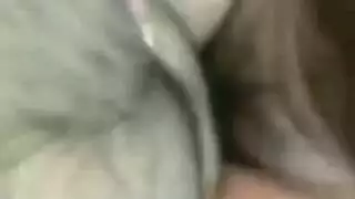 يعض حلماتها وينيك كسها الضيق – فيديو منزلي إكس إكس إكس