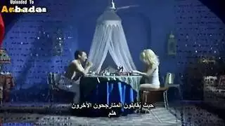 ربة منزل عاهرة في شريط جنس شرجي ومهبلي