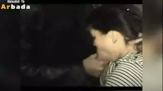 عاهرة ريفية تُدكّ في الحظيرة