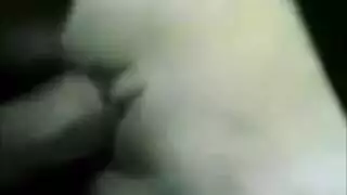 قريبتي الصغيرة تحب ابتلاع سائلي المنوي