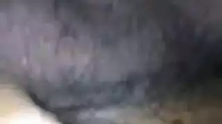 لقد ارتبطت الفتاة الصغيرة مع صديقها المفضل لأنها أرادت ممارسة الجنس معه
