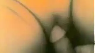 زبير يمارس الجنس مع وجه أنجي ومهبلها في حركة إباحية صريحة وقاسية