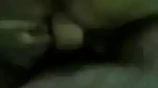 مصرية مثيرة تعرض ثدييها وتتعرض للضرب بقوة