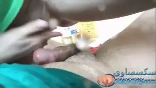 تحت تأثير المولي، شاب عربي يمنحها رحلة جنسية قاسية وصريحة