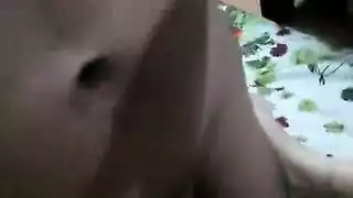 بورن منزلي هندي: زوج ديوث يصور زوجته أثناء نيك عنيف