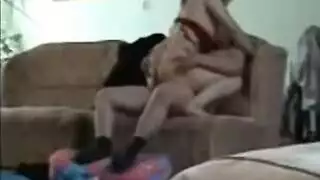 الكاميرا المخفية تكشف جلسة الجنس العنيف للزوجة