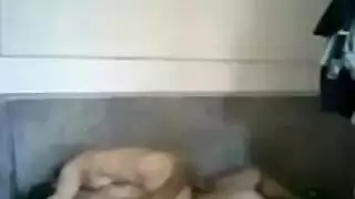 إباحي قاهرة: عاهرة محترفة تمص بعمق وتأخذ شرجي