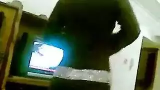 رقصة عربية عارية: عاهرة مصرية تطحن على قضيب عشيقها