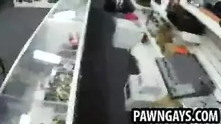 عشيق الأبنوس ، رايلين راي يضاجع ميرا بروجو كملكة حقيقية ويستمتع بها كثيرًا