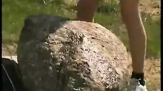 المثليات الجميلات يمارسن الجنس مثل الحيوانات البرية لأنهن يرغبن في إرضاء بعضهن البعض قدر الإمكان