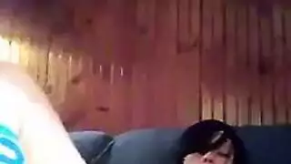نوافير شقراء: جنس قذف جماعي متشدد