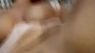 اول بحياتها تناك تبكي