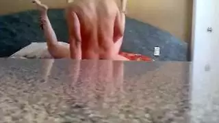 وطي بوس رجل الملكه