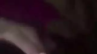 عاهرات بجانب المسبح تتعريان وتمارسان الجنس في الحمام