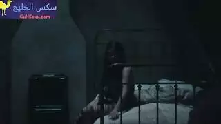 ديوى تخلع كل ملابسها لتصوير فيلم إباحي على الطراز الكلاسيكي