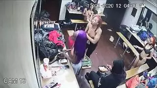 تسريب كاميرا مراقبة من مكان جنسي مباشر