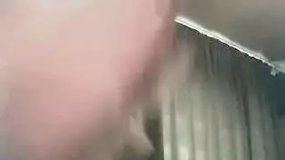 خيال شرجي لمراهقة: جلسة استمناء أمام كاميرا الويب