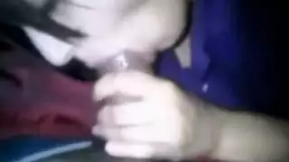 حلقومه