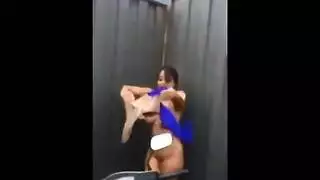 إباحية فضائية صريحة: قنوات إكس إكس إكس منطلقة