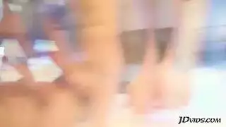 نيك مزدوج للفتحات إكس إكس إكس: أخذها في مهبلها وطيزها معًا