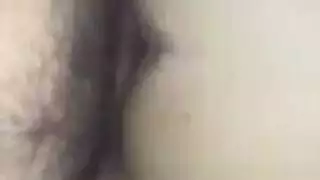 إباحية: فتاة مصرية سمراء تتوسل للضرب الشرجي