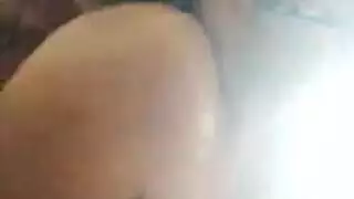 حار وثقيل: زوج خبير يمارس الجنس مع زوجته بعمق