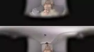 شرموطة هيجانه بتستخدم الواقع الافتراضي انها تنام مع عنتيل