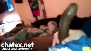 جلسة بلع عميق مكثفة مع قضيب أسود ضخم