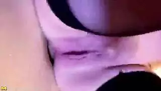 ميلف أوروبية تطلب توصيل قضيب ويتم ضرب شرجها