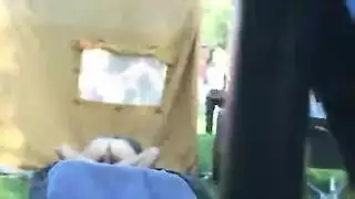 سحب صاحبته لممارسة جنس جامح خلف مكان الحفلة