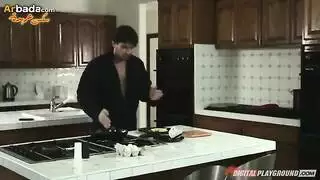 ليزا ديل سييرا مضيفة طيران