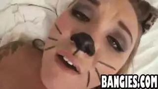 تحويل الأحلام الجنسية إلى واقع جماع عنيف