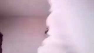 مصريه تلعب في كسها ووشها باين