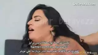 امرأة ناضجة ممتلئة الجسم تمارس الجنس الصريح مع شاب