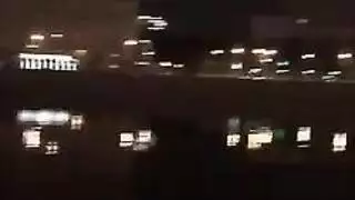 سكران يستعرض على كوبري لندن