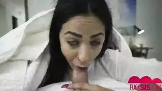 الاخت و الام تهيج اخوها