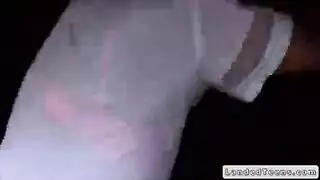 فتاة مع كلب وخنزير