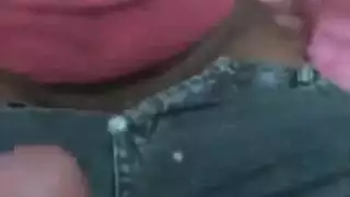 محجبة ماليزية تقدم مصة لعوبة لزب عربي ثم تنكب