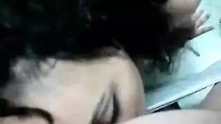 عيادة إكس إكس إكس: ممرضة على ركبتيها تخدم قضيبه