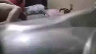شرموطة ذات طيز كبيرة تقول إن زبك يحترق داخل كسها