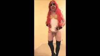 خادمه فندق مخفي