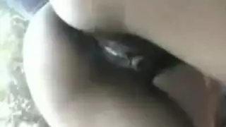 الرجل الخجول بجوارنا احتاج يدًا، فحصل على فرجي بدلًا من ذلك