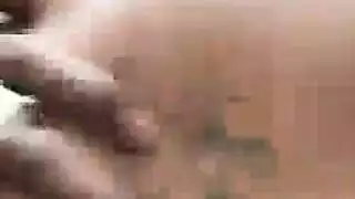 شاب لاتيني مثار يدك المؤخرة المتسعة لشقراء