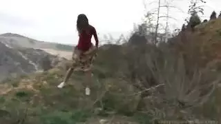 حاجة تبول الفيم بوي: راحة علنية إباحية
