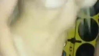 مشهد جنسي صريح مع العربية ماي ذات الصدر الكبير