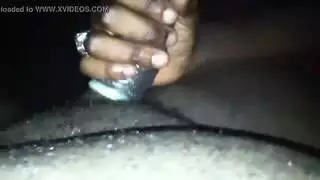 قضيب كبير يمارس الجنس في المؤخرة المليئة بحبات شرجية هاردكور