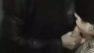 مشهد إيلاج مزدوج شرجي ومهبلي لبيغس الناضجة