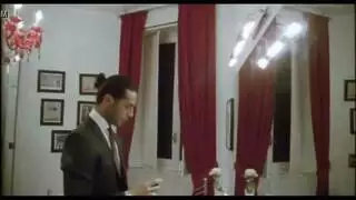 جلسة نوم صاخبة: فتاتان ورجل واحد مثير