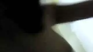 xxx مجاني: حارسات مصريات في مشاهد جنس صريحة