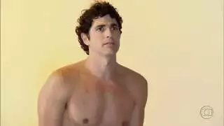 مشهد دش ذكري صريح: نجم ويب كام يغسل انتصاب عميل